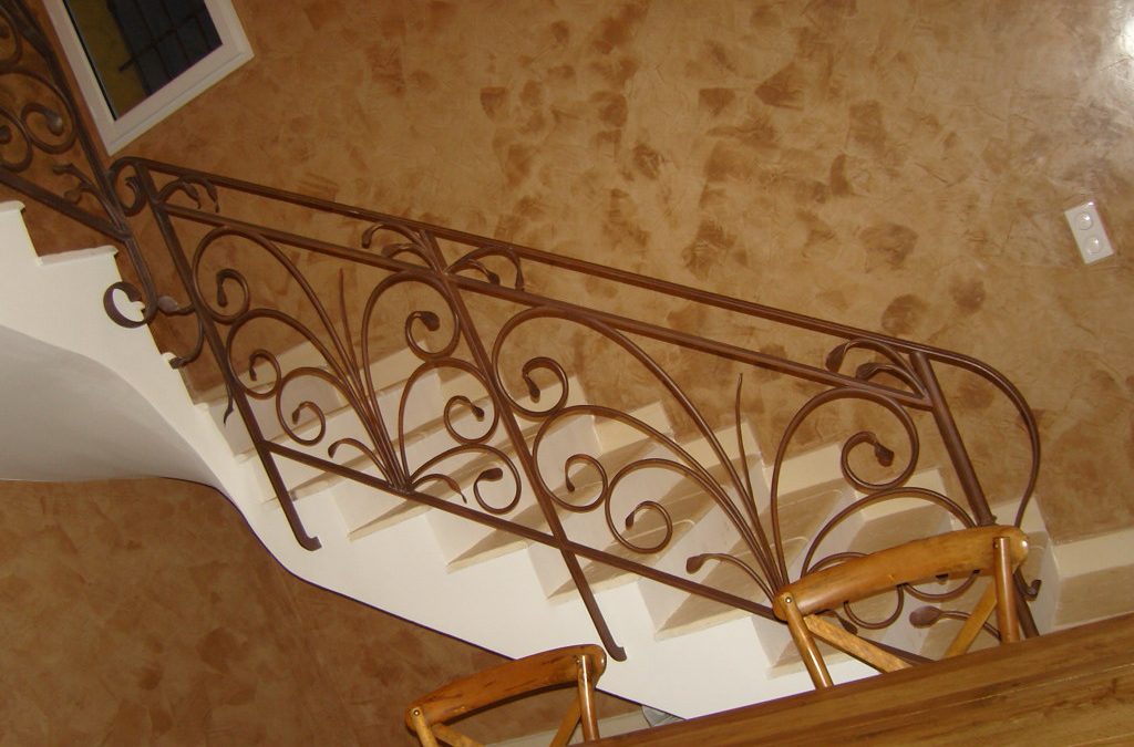 Rampe escalier fer forgé sur mesure installée à Montagnac-Montpezat