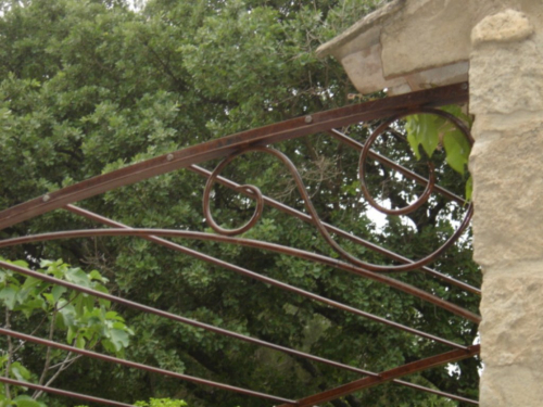 pergola sur mesure fer forgé St Rémy de Provence