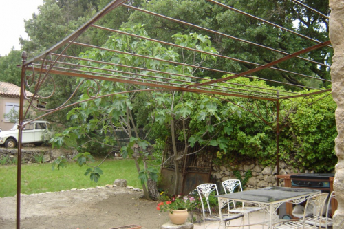 pergola sur mesure fer forgé St Rémy de Provence