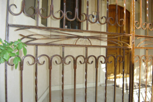 grille sécurité fer forgé sur mesure Martigues