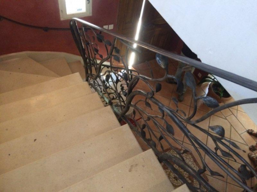rampe escalier en fer forgé sur mesure à rognes