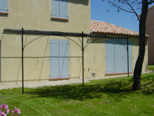 pergola sur mesure golf de Pont royal 