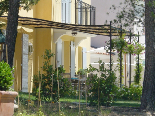 pergola sur mesure golf de Pont royal 