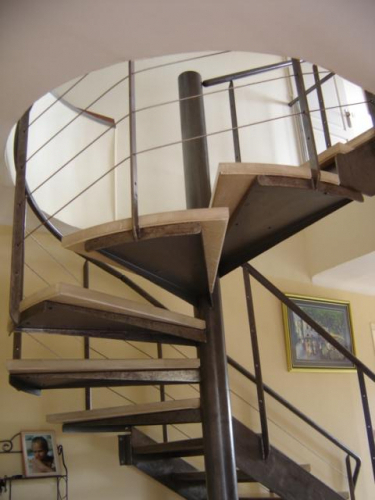 escalier métallique quart tournant à Aix en Provence