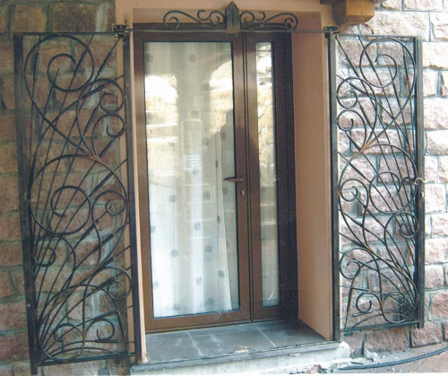 grille sécurité porte sur mesure  en Corse